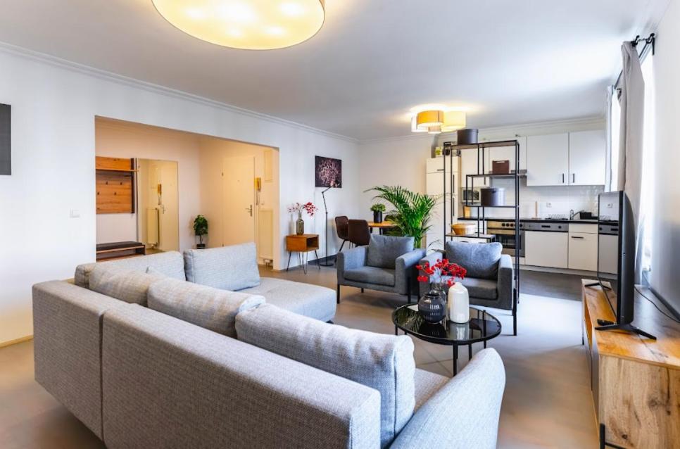 Experience Central Vienna From A Stylish And Modern Apartment エクステリア 写真