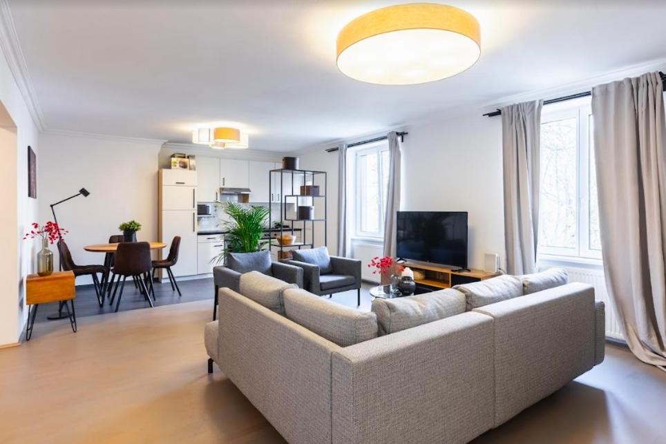 Experience Central Vienna From A Stylish And Modern Apartment エクステリア 写真